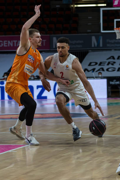 一场略显沉 一场略显沉