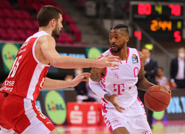 并通过塔克 并通过塔克